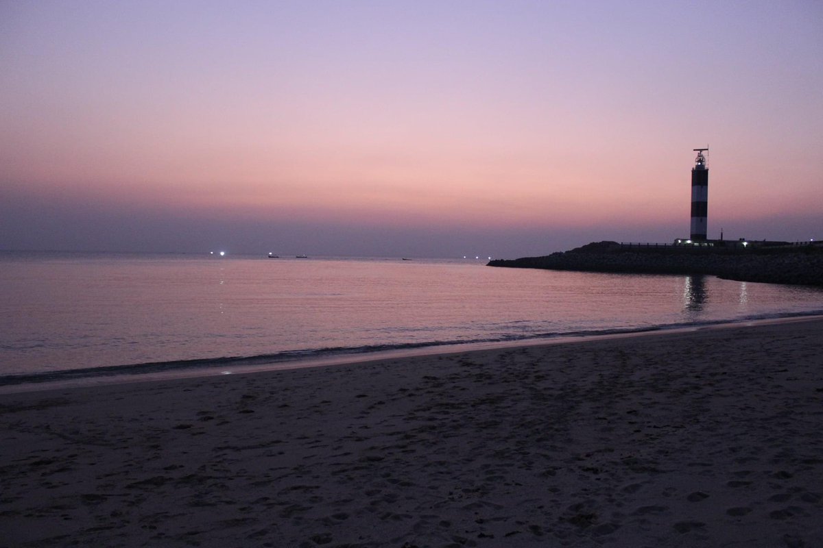 RAVIBARAI2404's tweet photo. Look up at the cerulean blue sky. Feel the sand between your toes. Find inner peace with all of natural beauty that surrounds you. It is so easy to be relaxed hear at only sand beach in the holy city Dwarka. https://t.co/uLUOcPDmUc