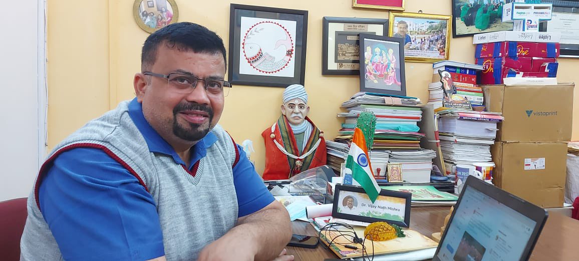 DrVNMishraa's tweet photo. Welcome Prof Sudhir Jain as new @VCofficeBHU I wish @EduMinOfIndia @ugc_india @dpradhanbjp should think to make the term@of BHU VC as 5 yrs, as it is too short time of 3 yrs to govern such huge institution. @bhupro @directorimsbhu @directoragbhu @ProfAnilKumarT1 @IITBHU_Varanasi https://t.co/fgHofnZ7Za