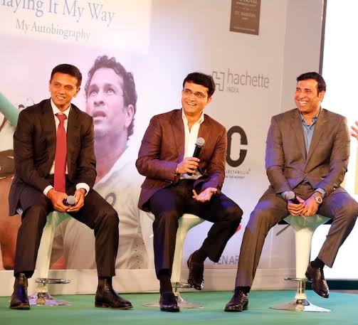 Raga_Jammy's tweet photo. Left to Right..

Dravid: Head coach ICT
Ganguly: BCCI President
VVS : NCA Head

Then there is GOD BEHIND 💙👑🔥 https://t.co/taBjUTrK0E