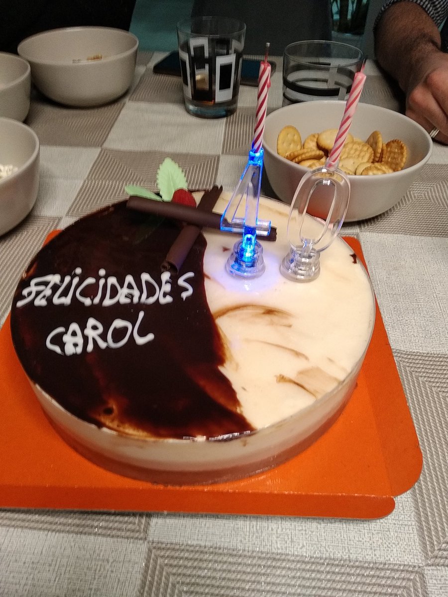 Karoljl81's tweet photo. 120 aΓ±os en 24hrs y no estamos tan mal π€π₯° #eatingnonstop https://t.co/0a3vDHuVMc