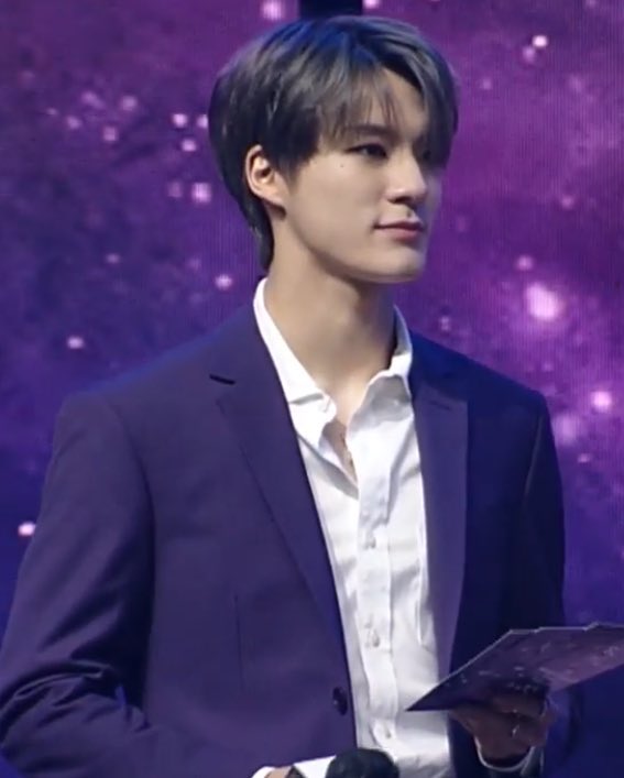 คุณเอ็มซีเจโน่วันนี้ ดูดีมากเลยคับ 🐶👑💙