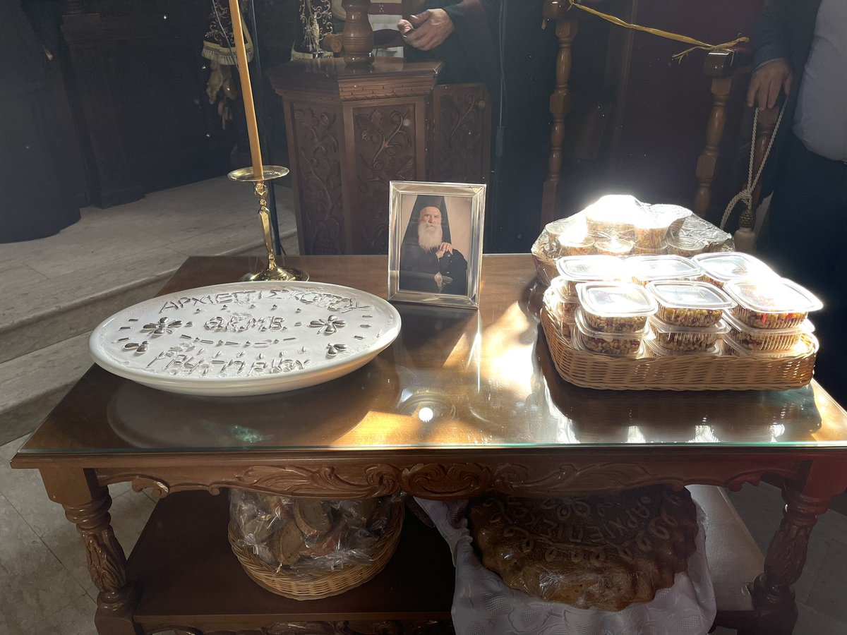 eevriviades's tweet photo. Τιμή να εκφωνήσω σήμερα τον επιμνημόσυνο λόγο για τον αξιοθαύμαστο Αρχ Θυατείρων & ΗΒ κυρό Γρηγόριο, στο Ιερό Ναό Αγ Παρασκευής Γερμασόγειας. Προσηνής. Προσφιλής. Πράος. Ταπεινός. Οραματιστής. Ποτέ μισθωτός.Τεράστιο έργο.
#Archbishop #Gregorios #memorial #Cyprus #UKCypriots #RIP https://t.co/OxBUL4GEKt