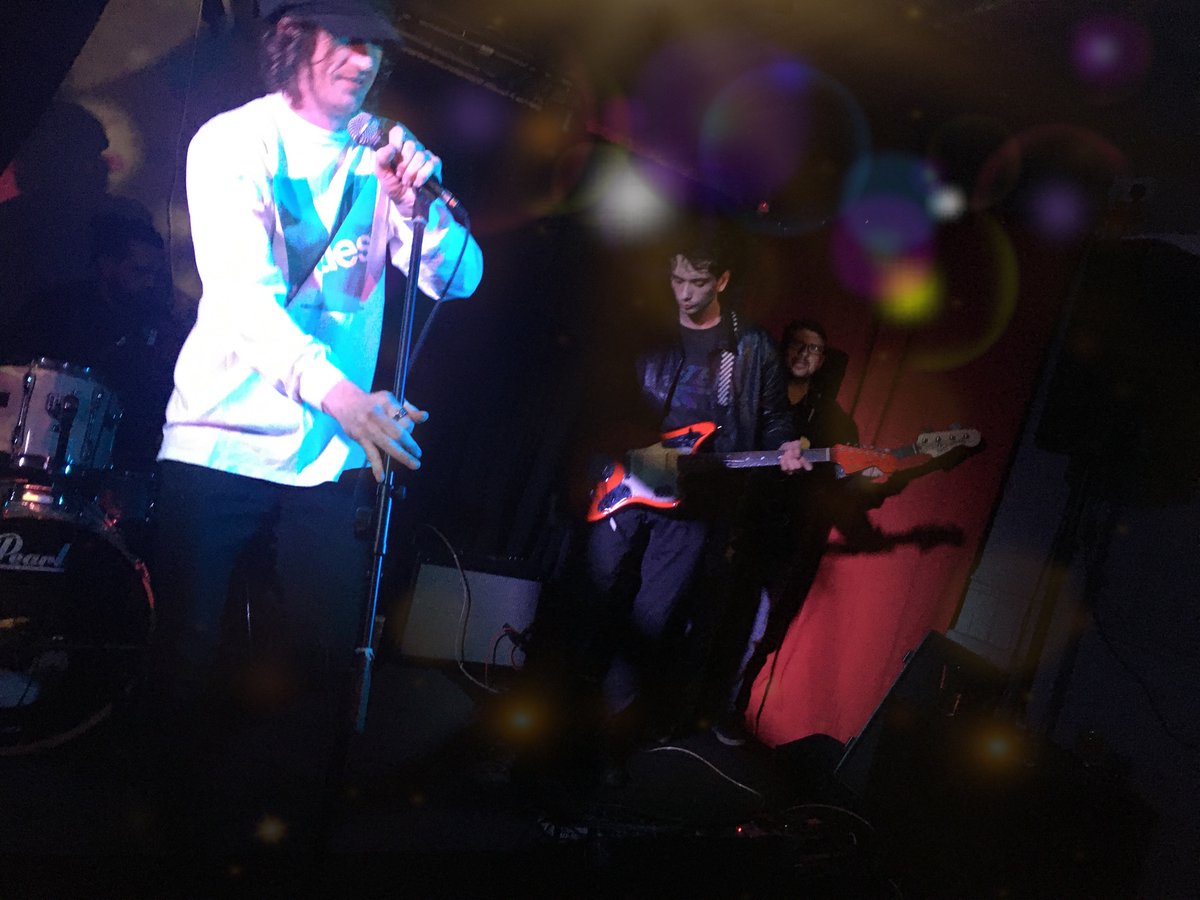 Cosmic Saturday night sounds from <a href="/PurpleHrtParade/">Purple Heart Parade</a> at <a href="/GoldenLionTod/">Golden Lion</a>