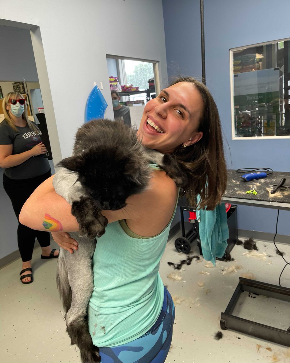 ScrubbersDog's tweet photo. Bring in your fur baby for a self-wash over the weekend. All dogs breeds are welcome at Scrubbers! 🐶🐱 #Scrubbers #grooming #cat https://t.co/8v1VuFihfR