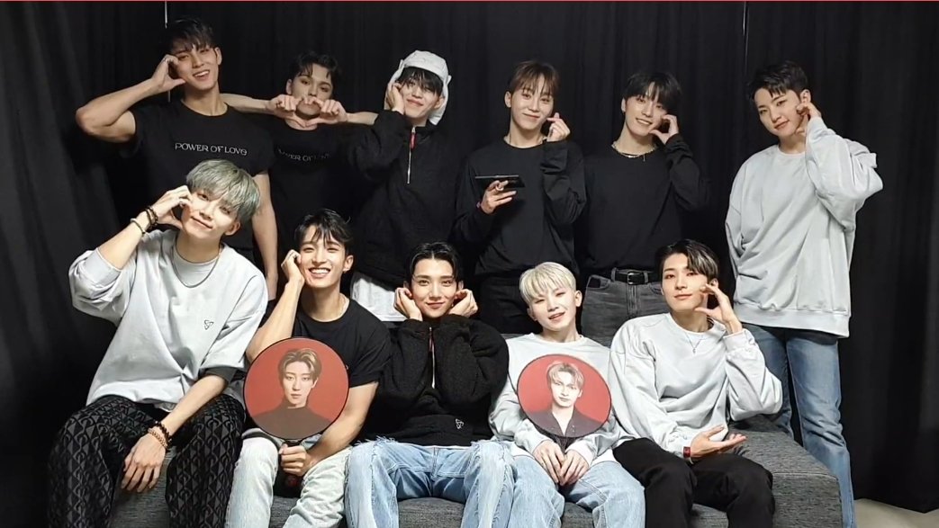 seungcheol's tweet photo. HOME 🥺🤍 @pledis_17 https://t.co/RSQ5jxjJkA