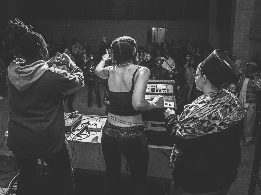 barbdwirecov's tweet photo. Coventry has a new all female sound system by the name of @sistersindub 

Follow &amp; support these young women doing big things!!! 

The future of sound system looks very bright 🔥🔥🔥 https://t.co/U5pipqWyjE