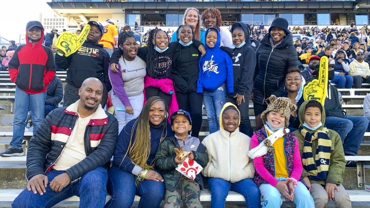 APSTAGAcademy's tweet photo. We are proud to be a part of the @GTaerospace community. These experiences help us accomplish Atlanta Public Schools' mission of College, Career & Life readiness while creating memorable, exciting, novel, culturally responsive learning experiences for our students @DrLisaHerring https://t.co/bwwk37JGQR