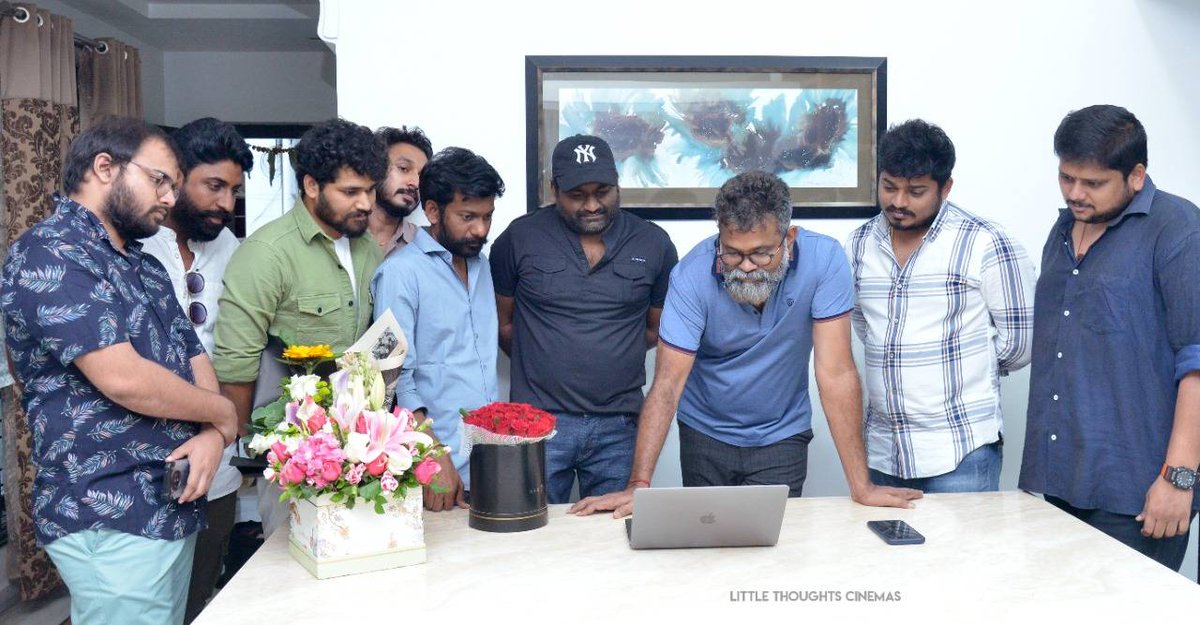 tfpcin's tweet photo. #ChittamMaharani title first look Launched by genius director #Sukumar garu! 🤩

▶️ https://t.co/OoBAHBdU4H

@Write4Kasi @Yazurvedgurram @ManikantaJs @Rachana_Inder @ReddyPrasadLTC @LTCinemas @Mee_Sunil @Actor_Rajkumar9 @Harshachemudu @Madhunandanacto @adityamusic https://t.co/64ramL8YTX