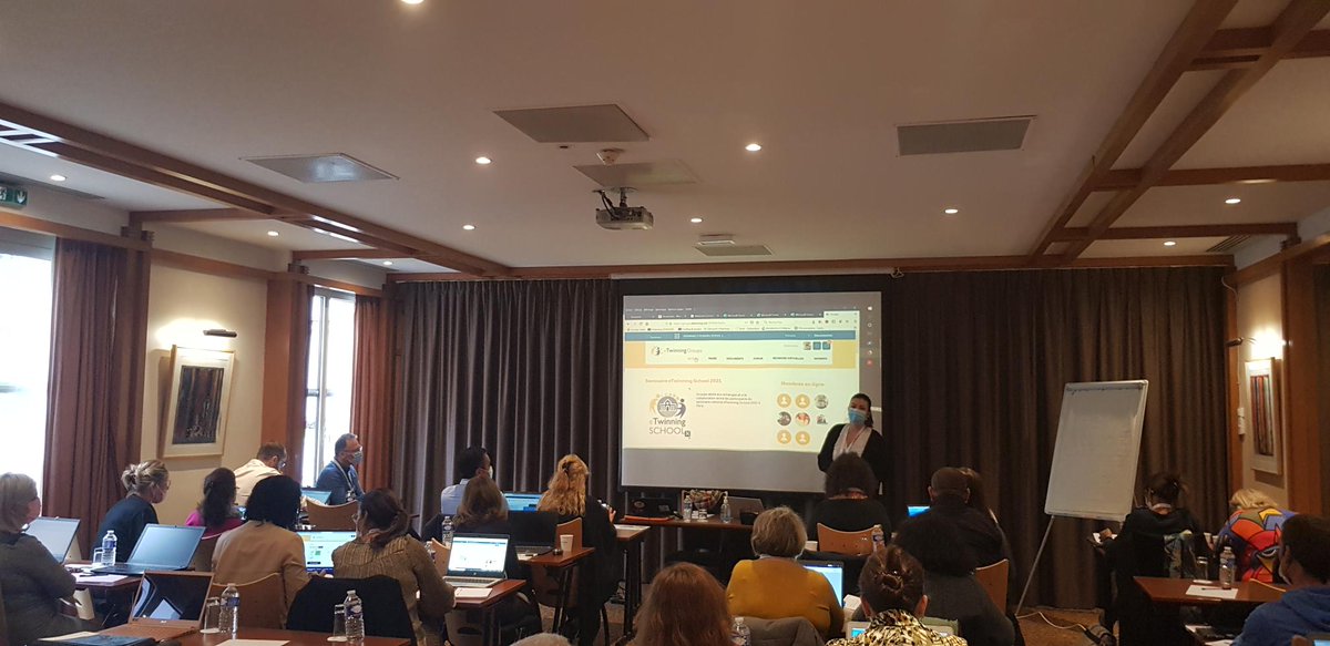 Le séminaire national #eTwinning School se termine. 
🙏👏 Bravo aux intervenants et aux participants pour leurs travaux en faveur du label #eTwSchool et de la mise en place de nouveaux projets ! 
Plus d'informations sur eTwinning School⤵️ 🔗bit.ly/eTwschool