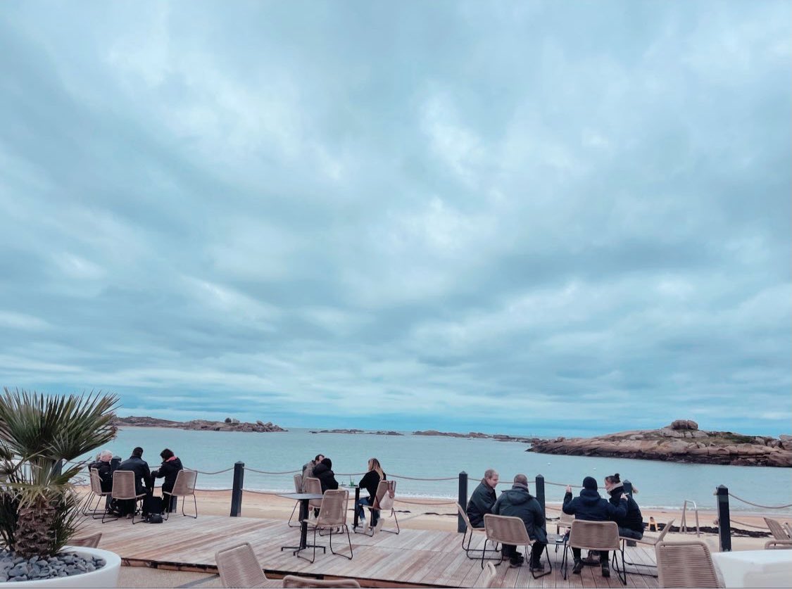JulienDaunat's tweet photo. #apero #dimanchemidi #triagoz https://t.co/9BhmQc8YsC