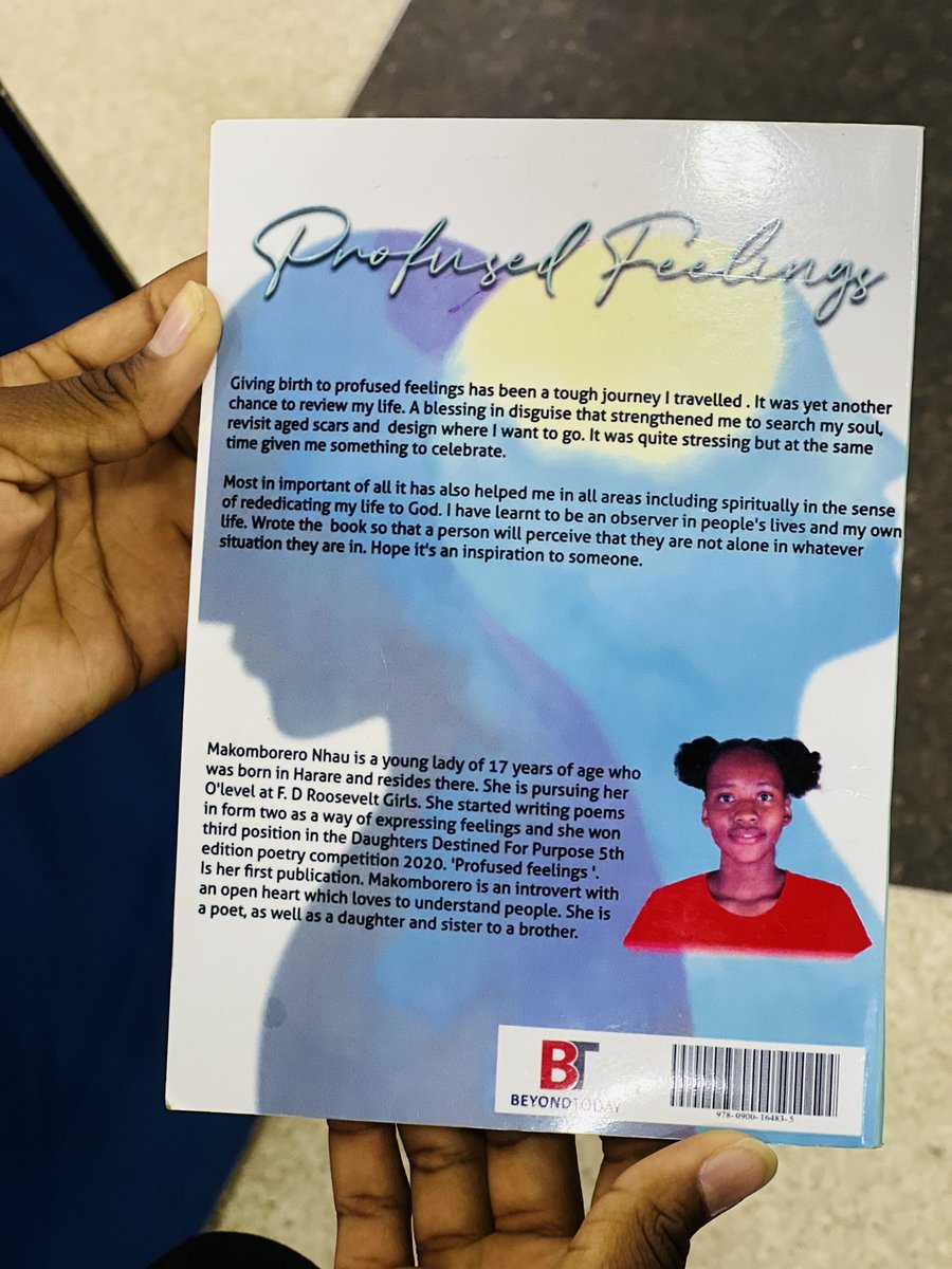 Hello Fam👋 😊 Zita Ndinonzi Makomborero, I'm 18 yrs old, ndoita zvekunyora mabhuku, and I'm new here on Twitter 😊 any advise.. Please Rt, I wish be the next big Young Author.