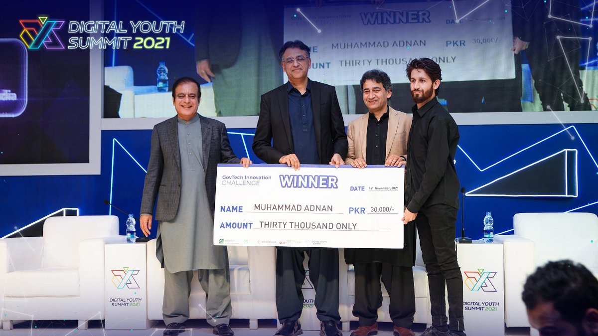 Digital Youth Summit tweet media