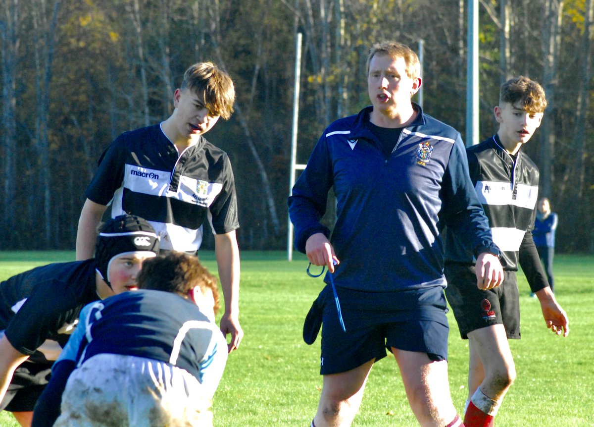 Changleng00's tweet photo. Easily the best referee performance of the weekend came from @Gala_Rugby stalwart Euan Dods. Brilliant communication/an ability to let the game flow in a consistent manner. Let’s get more players giving refereeing a go to enhance the Scottish game. @BorderRefs.@Scotlandrefs https://t.co/lbRaT2mUVu