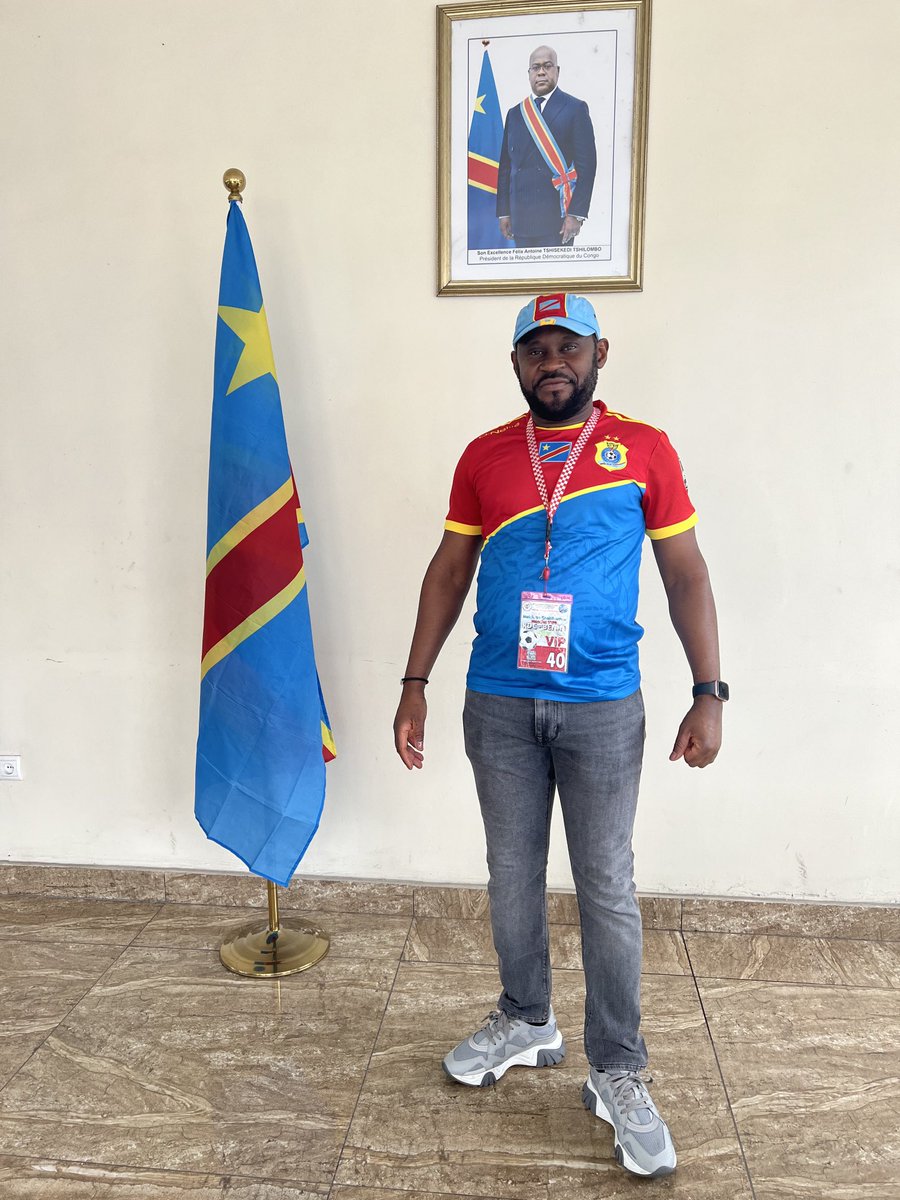 KinuaniMas's tweet photo. VIVE NOS LÉOPARDS.
RDC ELOKO YA MAKASI. https://t.co/g8XP1CvtaR