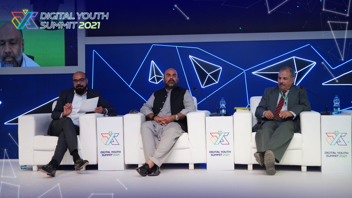 Digital Youth Summit tweet media