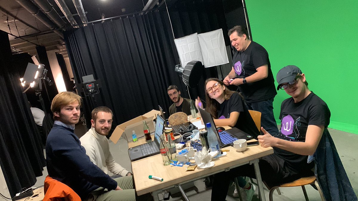 coebar1's tweet photo. Distributing the exclusive #blingathon NFTs to the teams here in Brugge. Awesome! Thanks for coding on top of EW-DOS stack and switchboard. Who’ll get a Diamond? @energywebx @howest https://t.co/baC3v3NJn4