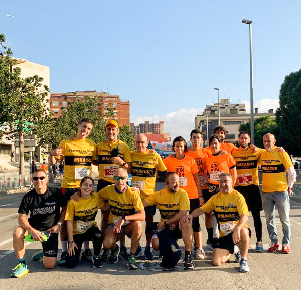 ferranfalco's tweet photo. Feliços de córrer -encara😀- la #magicbdnrunning amb @eduestevemusic i part dels #mikakus .Un memorial per l’amic luis condon i aquest any,també,per l’amic, “profe” i mikaku @Esteveminguella #imparablescontralaleucemia . https://t.co/mQFvcANZl6