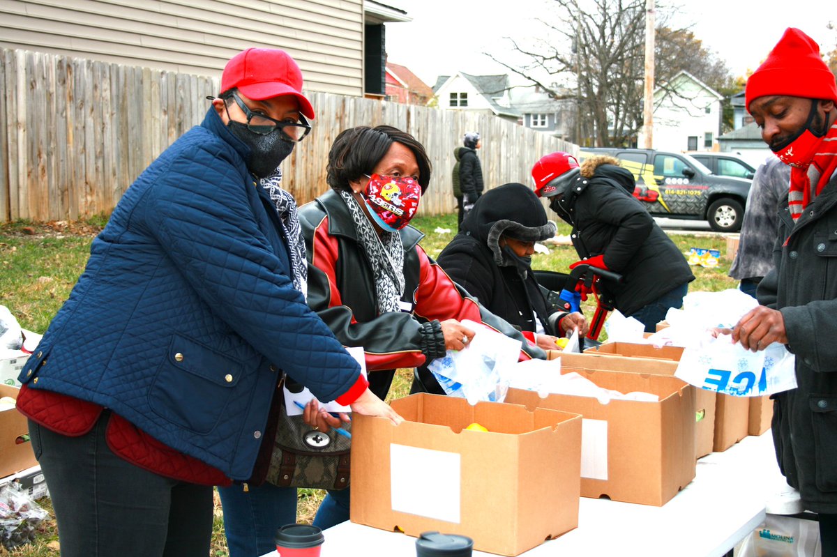 Kappa Turkey Giveaway 2021👌🏽!!! 

Photo Cred: P.R.West, Sr.  

#MenOfKAPsi #SonsofDiggs #lifeINCBus #kapsi #kappaalphapsi #nphc #nupe #sigmagammarho #kapsi1911 #bglo #AseenInColumbus #kappa110 #OneKappa #nupesdoitbetter #DiggsSons #CBusNupes  #igCBus
