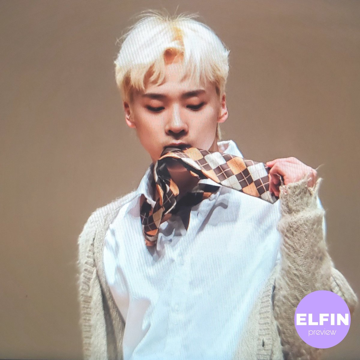 forcastlej's tweet photo. 211114
[#MCND] [#캐슬제이] [#Castle_J]
🦊

As princess (castle j fans), I can't hold this 😭

© ELFIN  https://t.co/zUOArlFXvi