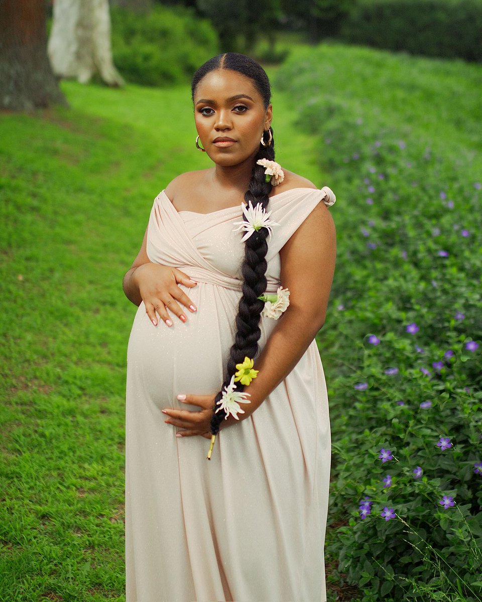 keloduma_'s tweet photo. First ever maternity shoot.
I tried 😅 https://t.co/KVF4i2WzO2