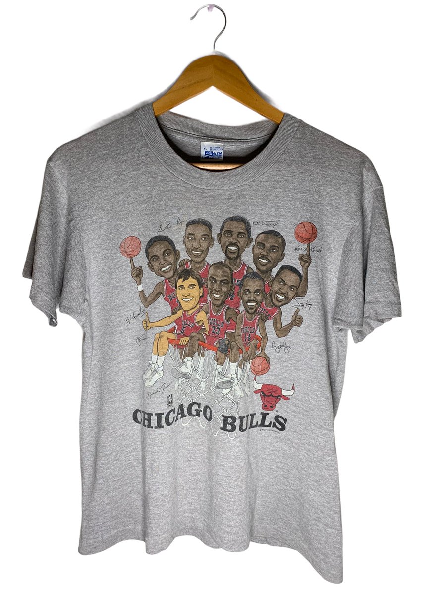 vvs_956's tweet photo. new tees available, link in bio https://t.co/xEY3fMe1PU