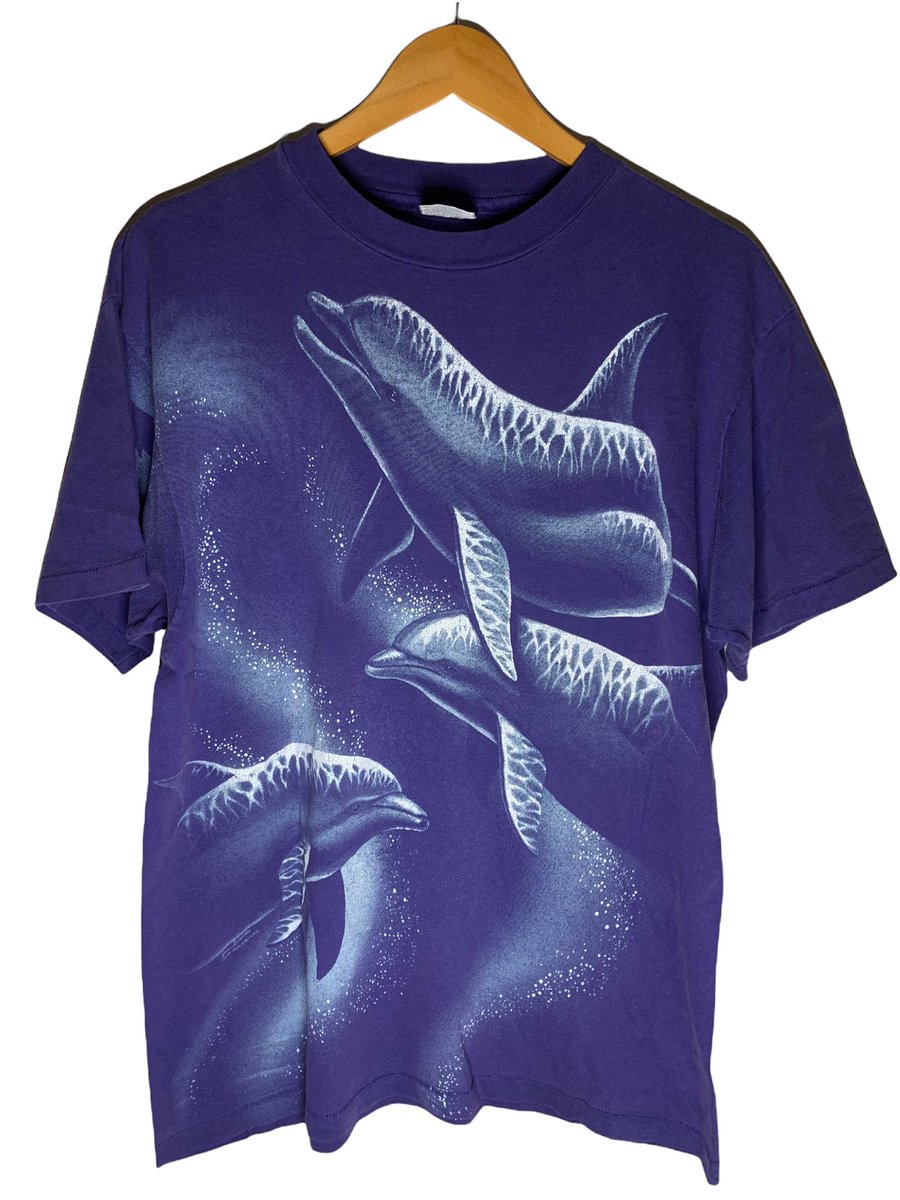 vvs_956's tweet photo. new tees available, link in bio https://t.co/xEY3fMe1PU