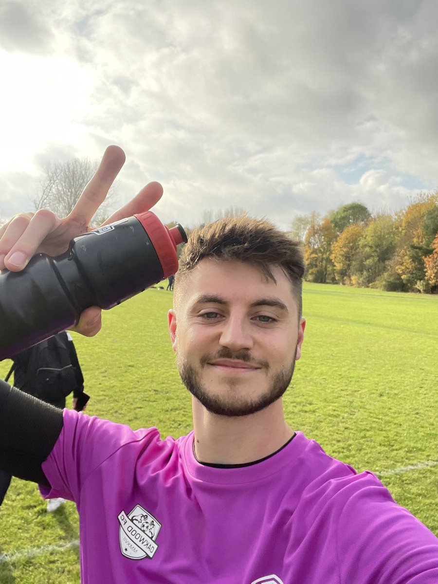 OAKWOOD FC tweet media