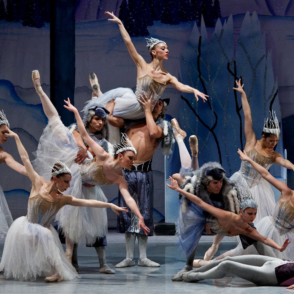 TheatreRoyal's tweet photo. #Ballet: Only a week to go.
The Snow Queen, Theatre Royal Margate, Sunday 21 November.
Show info ๐https://t.co/kcxmJhLPUh
#Margate #MargateLive #Dance #VisitKent #WelcomebacktoKent #Theatre #LiveEvents #VisitThanet #VisitMargate #WhatsMargate #WhatsOnKent #WhatsOnThanet https://t.co/svxo38GLmz