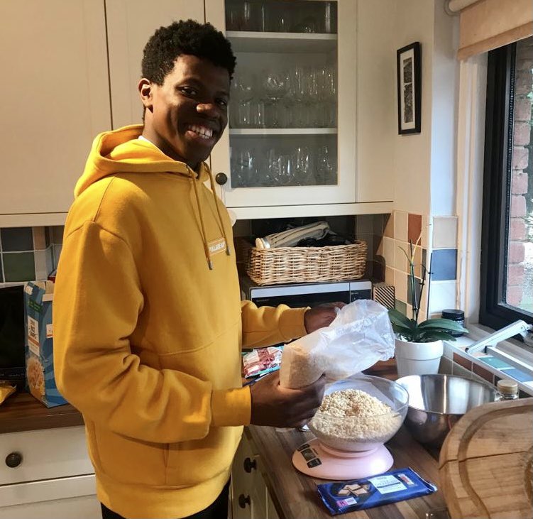 HaywoodsHouse's tweet image. A big thank you to Obi, Markus and Lasse for helping Sacha this afternoon, the chocolate rice crispy bars look decadent #housespirit #happybakers #sugarrush