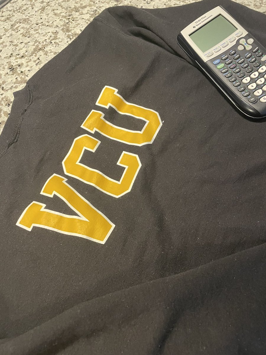 JustinHatchett8's tweet photo. A senior here at #VCU, Shravani says school spirit isn’t just about the clothes and classes, but also “the people you meet while you’re here” that you’ll remember the most.

#twitterscavengerhunt #MASC336 https://t.co/8SVD6vo0AU
