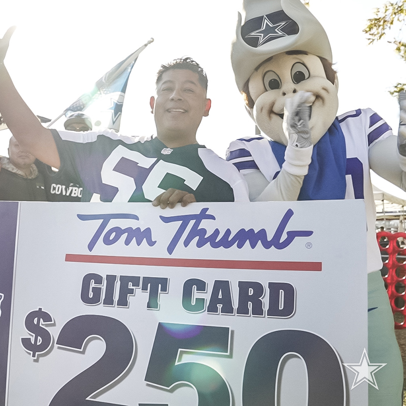 dallascowboys's tweet photo. Congratulations to today’s @tomthumb_stores tailgate of the game! 🏈⭐️

Thanks to @tomthumb_stores, these lucky #DallasCowboy fans received a $250 gift card to Tom Thumb &amp; an @Otterbox cooler &amp; tumblers for their next tailgate. You could be next! #TailgateNation #ATLvsDAL https://t.co/otG1TB9yfr