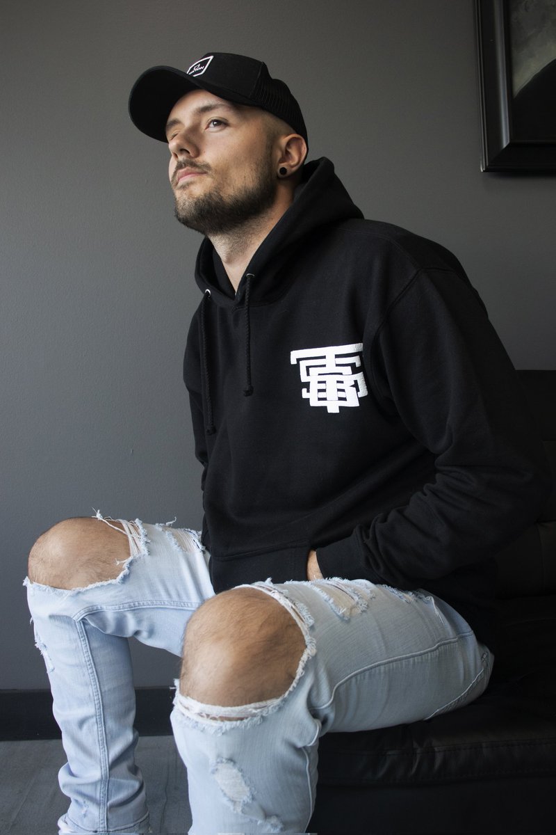TruancySB's tweet photo. Get yourself our new TSB hoodie for the cold weather!
https://t.co/AM5Op3WLgN https://t.co/SbAREGVv6x