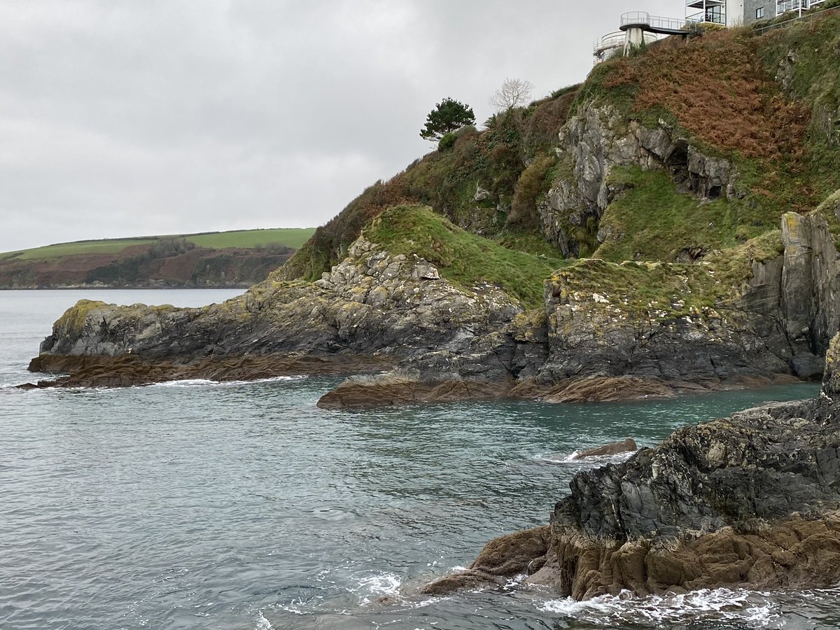 AGriffe8's tweet photo. #Mevagissy #Cornwall #sea https://t.co/6GCowDorBk