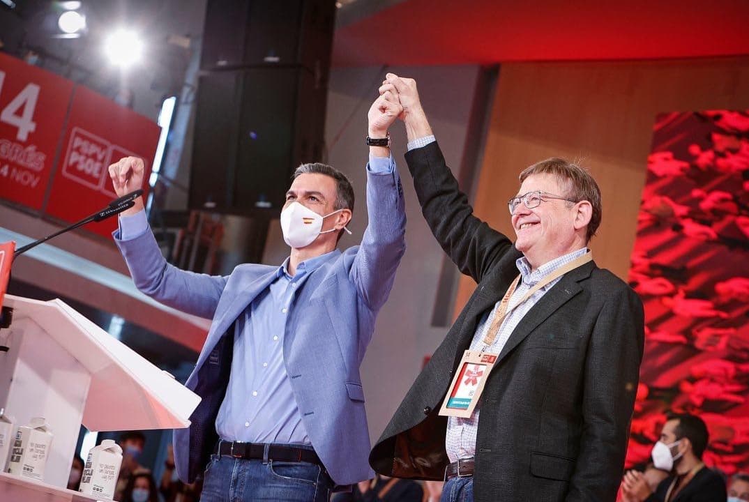 VictorCaminoVlc's tweet photo. La via @ximopuig és treball, acció i fets. És un PSPV-PSOE unit i fort.

És exemple i punt de trobada de reptes i solucions.

Enhorabona al secretari general i l'executiva d'un #14congrés inoblidable.

Gràcies per ser avantguarda sempre, @JoveSocialistes ✊

🎵 Mediterrània https://t.co/0yKUUjTdmp