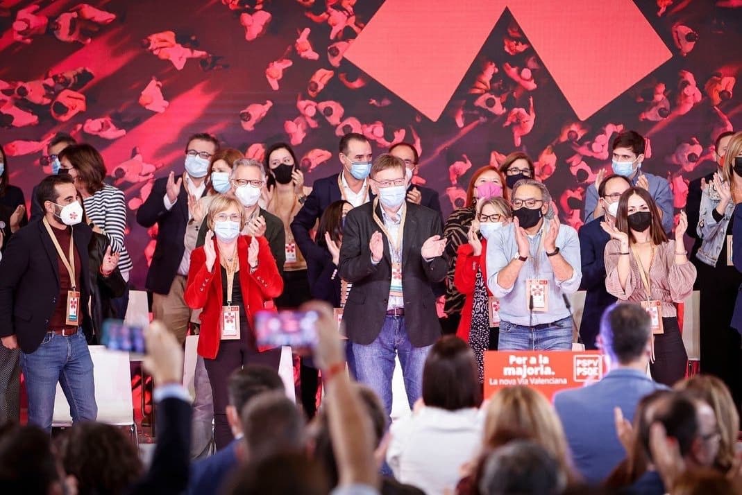 VictorCaminoVlc's tweet photo. La via @ximopuig és treball, acció i fets. És un PSPV-PSOE unit i fort.

És exemple i punt de trobada de reptes i solucions.

Enhorabona al secretari general i l'executiva d'un #14congrés inoblidable.

Gràcies per ser avantguarda sempre, @JoveSocialistes ✊

🎵 Mediterrània https://t.co/0yKUUjTdmp