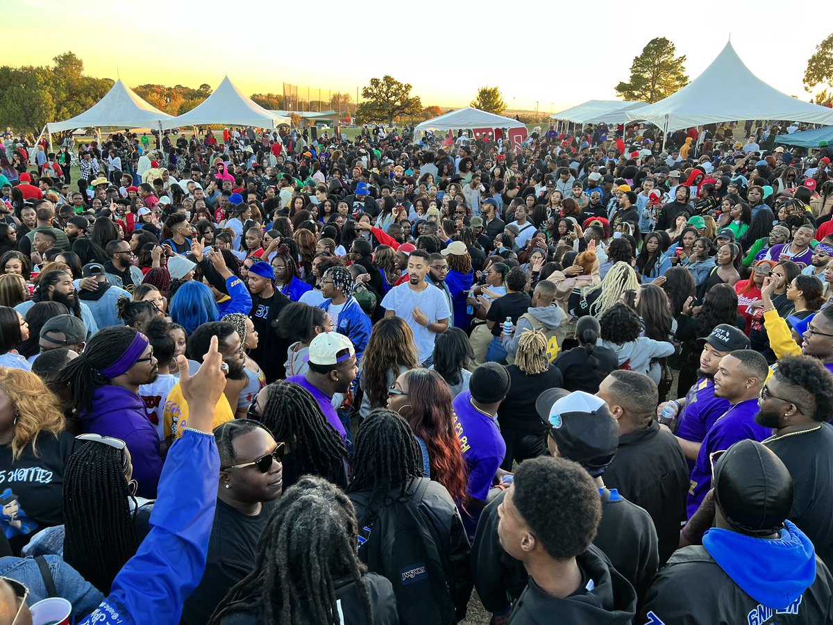 Bodacious_ZB's tweet photo. Welcome to #SigmaCity 🌃 

Glad yall enjoyed the Sigma Tailgate yesterday! Stay tuned for more parties and events... 👀 

#AtTheMercyOfZB
#unthomecoming2k21🦅 https://t.co/ZT0t7YuGeu