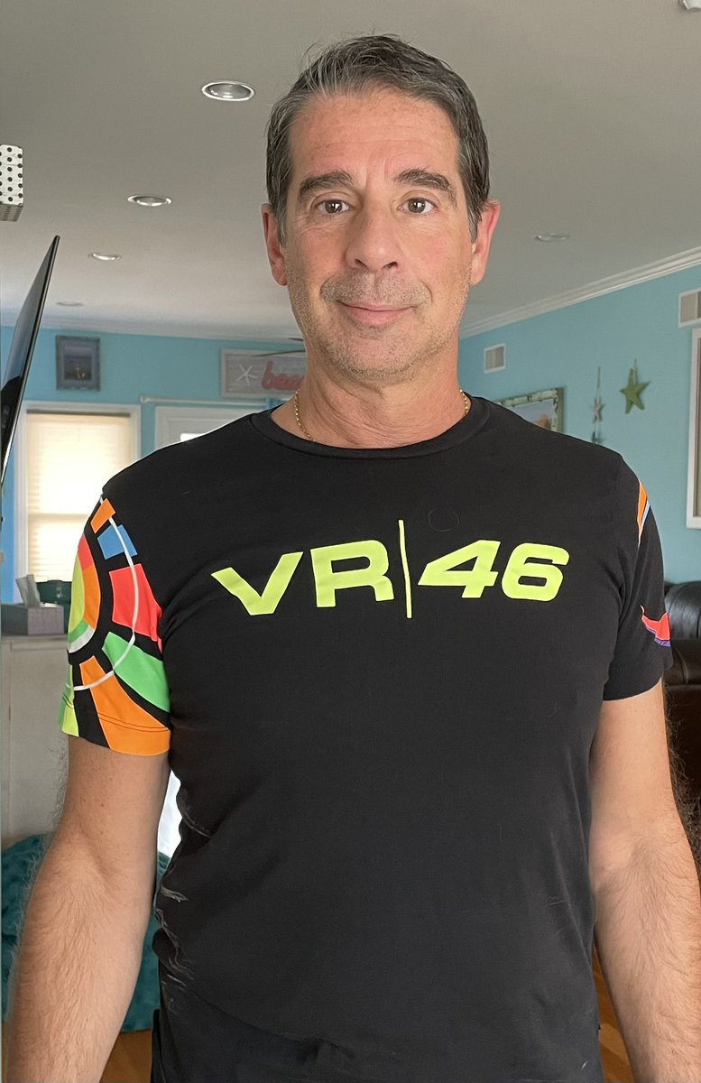 massimonap14's tweet photo. Grazie Valentino! #GrazieVale https://t.co/CBVpaH5Fbb