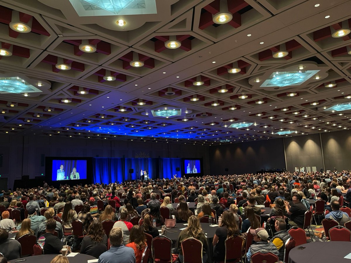 magnabosco's tweet photo. Holy crap look at this #exLDS #exMormon turnout! #thrive2021
I speak about #streetepistemology around 4pm MST. https://t.co/Uom4hWVeGP
