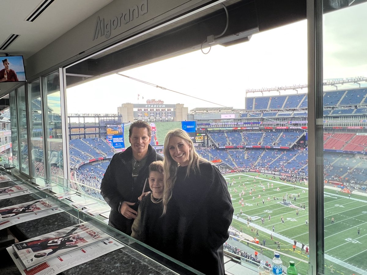 Gillette stadium. Game day! ⁦@Algorand⁩