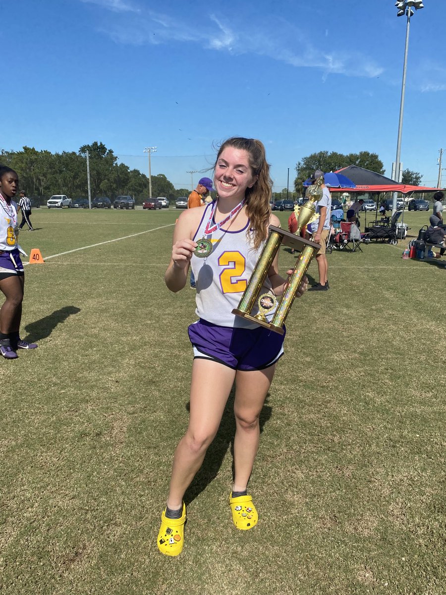 KatiePaskert's tweet photo. Wouldn’t wanna spend my weekend any other way, love my longhorn family 💜💛@LonghornsFlagFB @KaitlynSigmundi @leximosley10 @EmmaBalacco @AbbyElwell16 https://t.co/GdPUZiz9aA