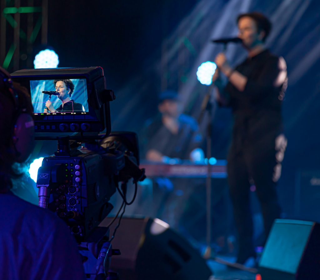 LietIntern's tweet image. Liet 2021 giet kommende woansdei troch, mar spitigernôch opnij sûnder publyk:

▶️ liet.frl/wol-liet-mar-s…