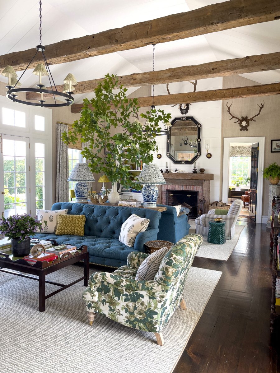 Have you seen our latest video visit chez <a href="/ashleywnyc/">Ashley Whittaker</a> beautiful Millbrook home? bit.ly/3Fiy3vd