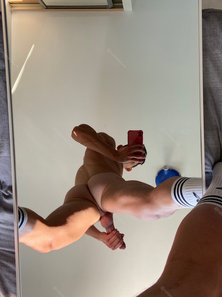 Lick me. From the bottom to the top👅