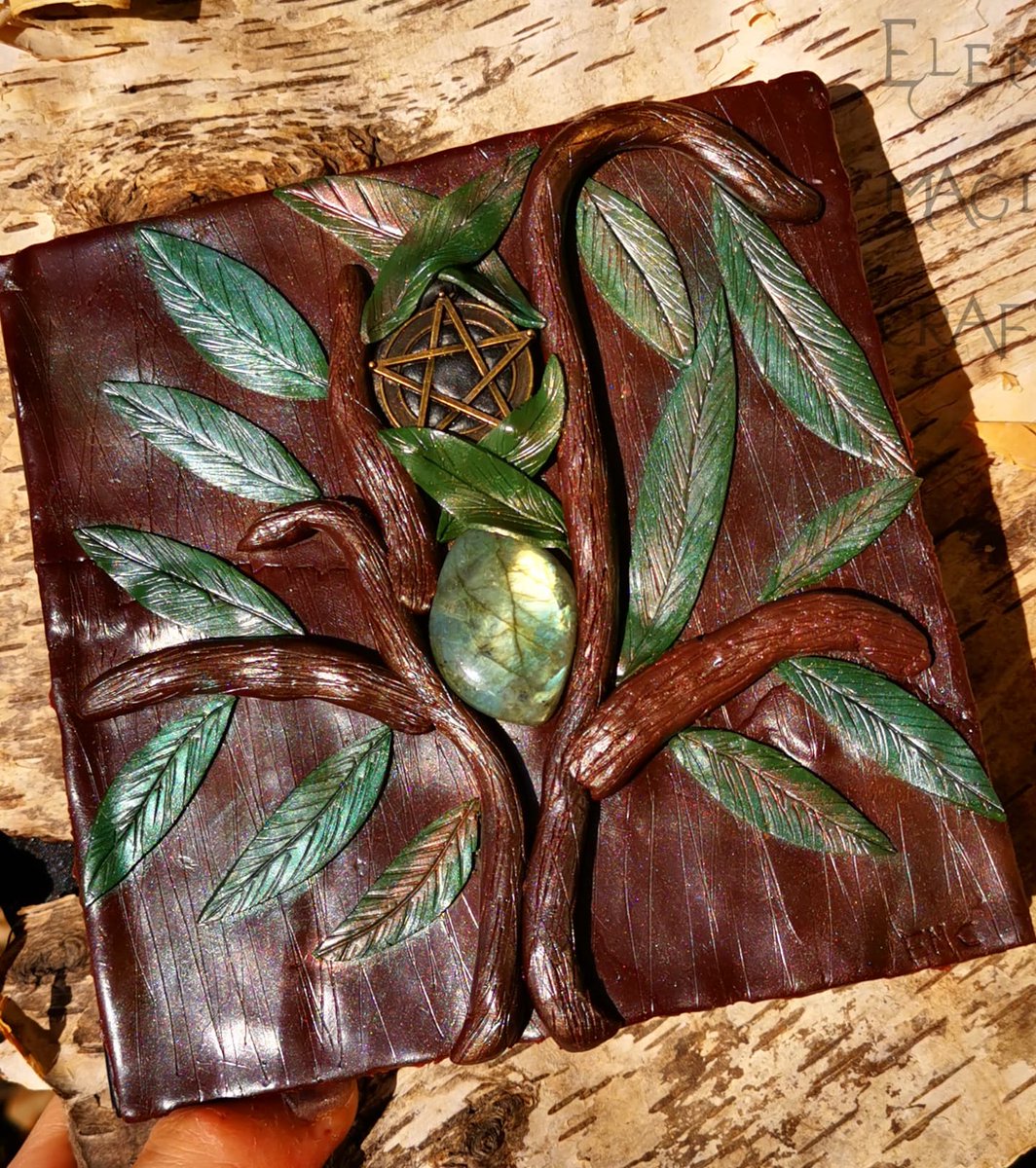 ElementalMagicC's tweet photo. New Gaia book of Shadows now available on my Etsy Shop! π
Comment down below if you love it πβ¬οΈ
#witches #bookofshadows #spellbook #witchjournal #handmadejournal #witchbook #witchesofinstagram #cottagecore #cottagecoredecor #witchcraft
#etsyseller
https://t.co/jiPVtGa6F3 https://t.co/a171X2Dkor