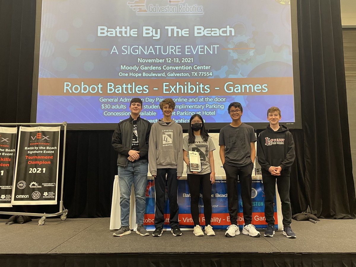 lovejoyrobotics's tweet photo. Team #1082K was our other team that attended Battle By The Beach and this team proved to be a force to be reckoned with. Meet our newest Varsity team- who then won the #JudgesAward and they also were ranked 3rd overall in their skills score. What an AMAZING team! #LovejoyProud https://t.co/bh0Oayo9Ug
