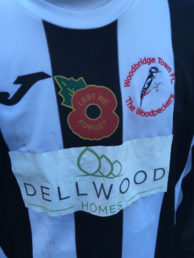 Danlancaster18's tweet photo. Woodbridge Town under 12’s remembering the fallen
@wtfc_youth 
@Poppies4Kits 
#dellwoodhomes https://t.co/bXKFuyPRMJ