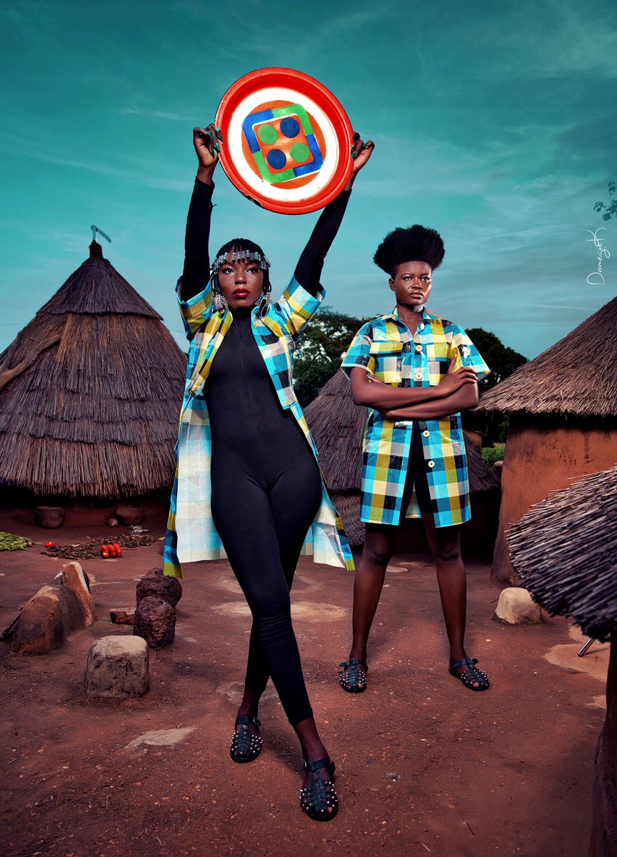 DomegueK's tweet photo. Somba Northern Sun 

Directed and shoot by @Domeguek 
Dress by @OHIA BJ 

Model N'DAH Freedah
Model Rama AD
Make up @Rama 
.
.
.
.
.
.
.
.
.
.

.#lebeninquejaime 
#benin #art #photography #debonairafrik #fashion #model #fashionphotography #fashionphotographer #tatasomba https://t.co/271hxpidmW