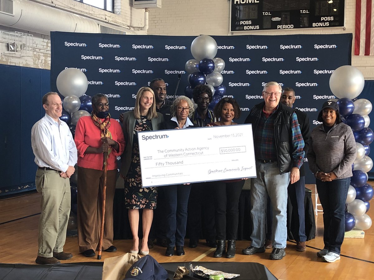 Caroline Simmons tweet media