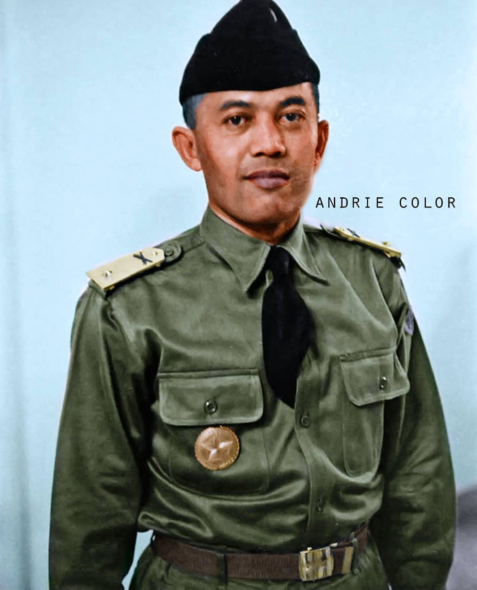 Indocolorize's tweet photo. Jenderal Besar Abdul Haris Nasution, Jenderal pemikir pemberani melawan rezim.
@ojegmotorkolot Member Of Indonesian Colorize Association
#indonesiancolorizeassociation #jenderalbesar #abdulharisnasution #gestapu #dwifungsi #tentaranasionalindonesia #indonesiahistory https://t.co/UvHPNfFXRj