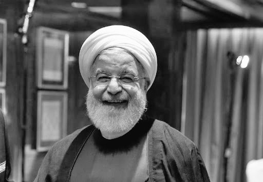 jamalst8's tweet photo. اگه اینو دیدی و تحریک نشدی که بری خفش کنی، خودتو به روانپزشک نشون بده ! https://t.co/zJEiiqfEeI